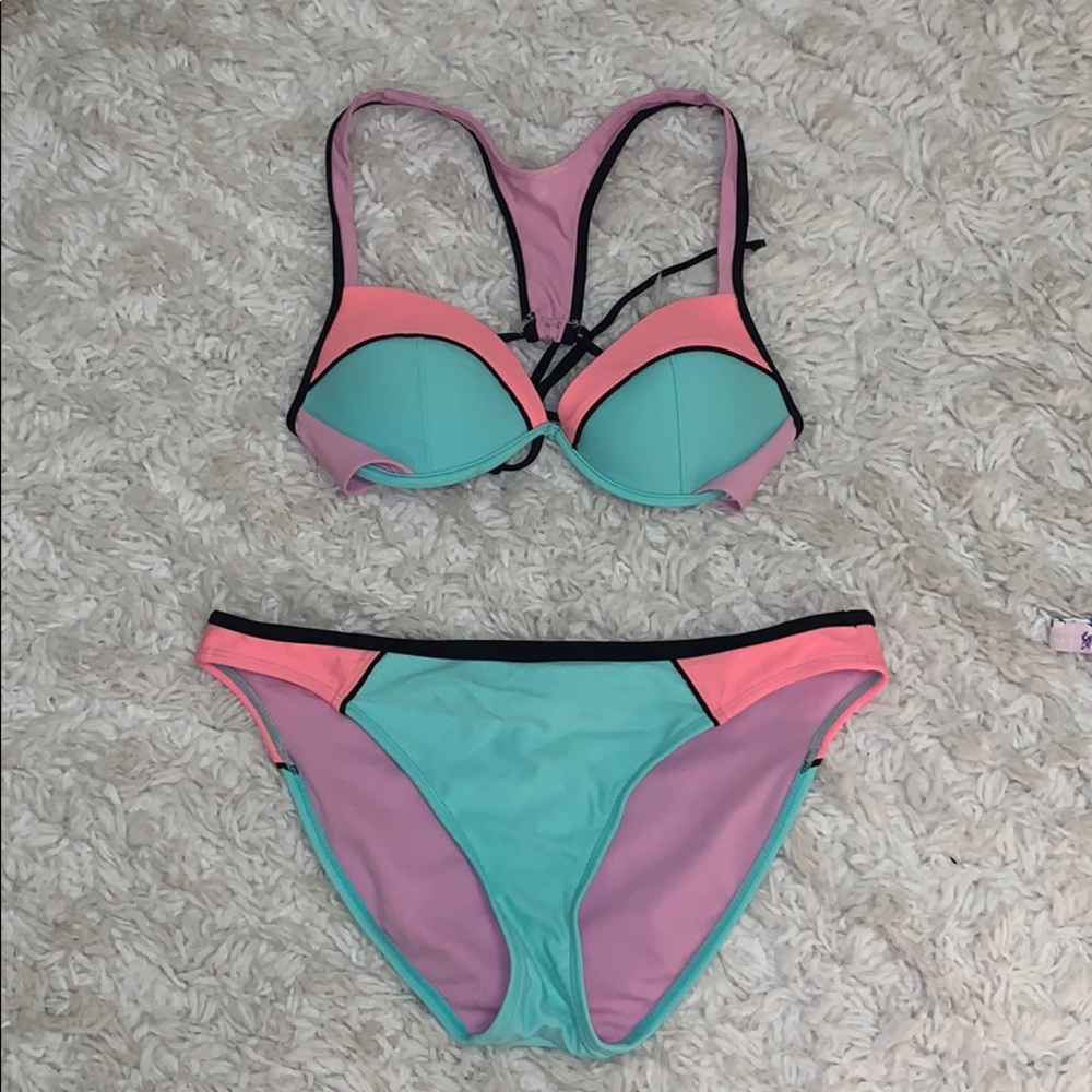 Colorblock bikini set